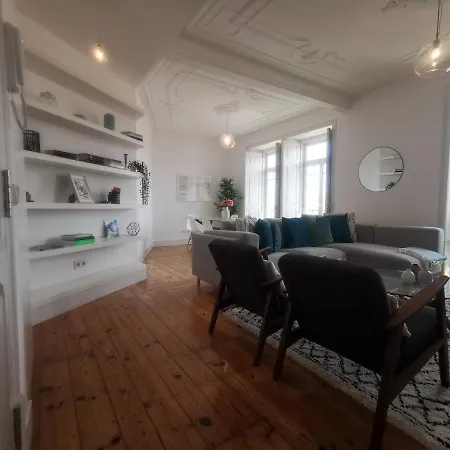 Lisbon Apartment Near Rato Square リスボン