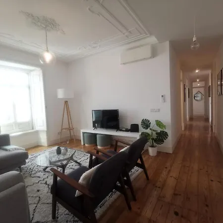 アパート Lisbon Apartment Near Rato Square