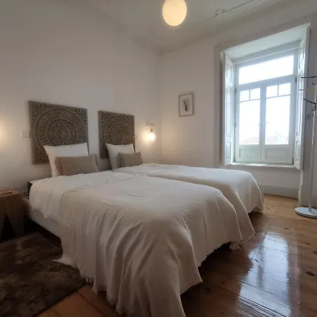 Lisbon Apartment Near Rato Square アパート リスボン