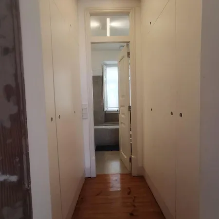 Lisbon Apartment Near Rato Square * リスボン