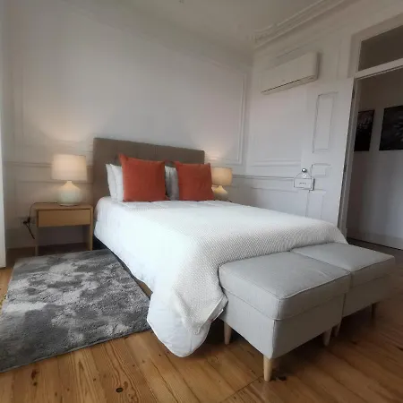 Lisbon Apartment Near Rato Square リスボン